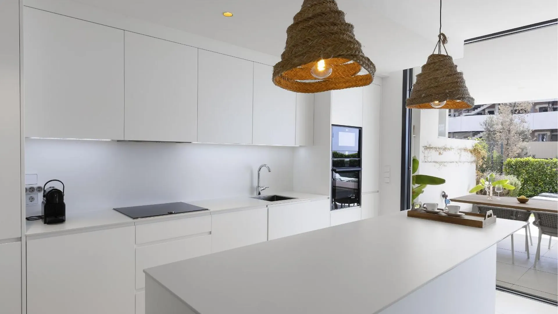 Exlusive Apartment With Garden In Higueron Fuengirola
