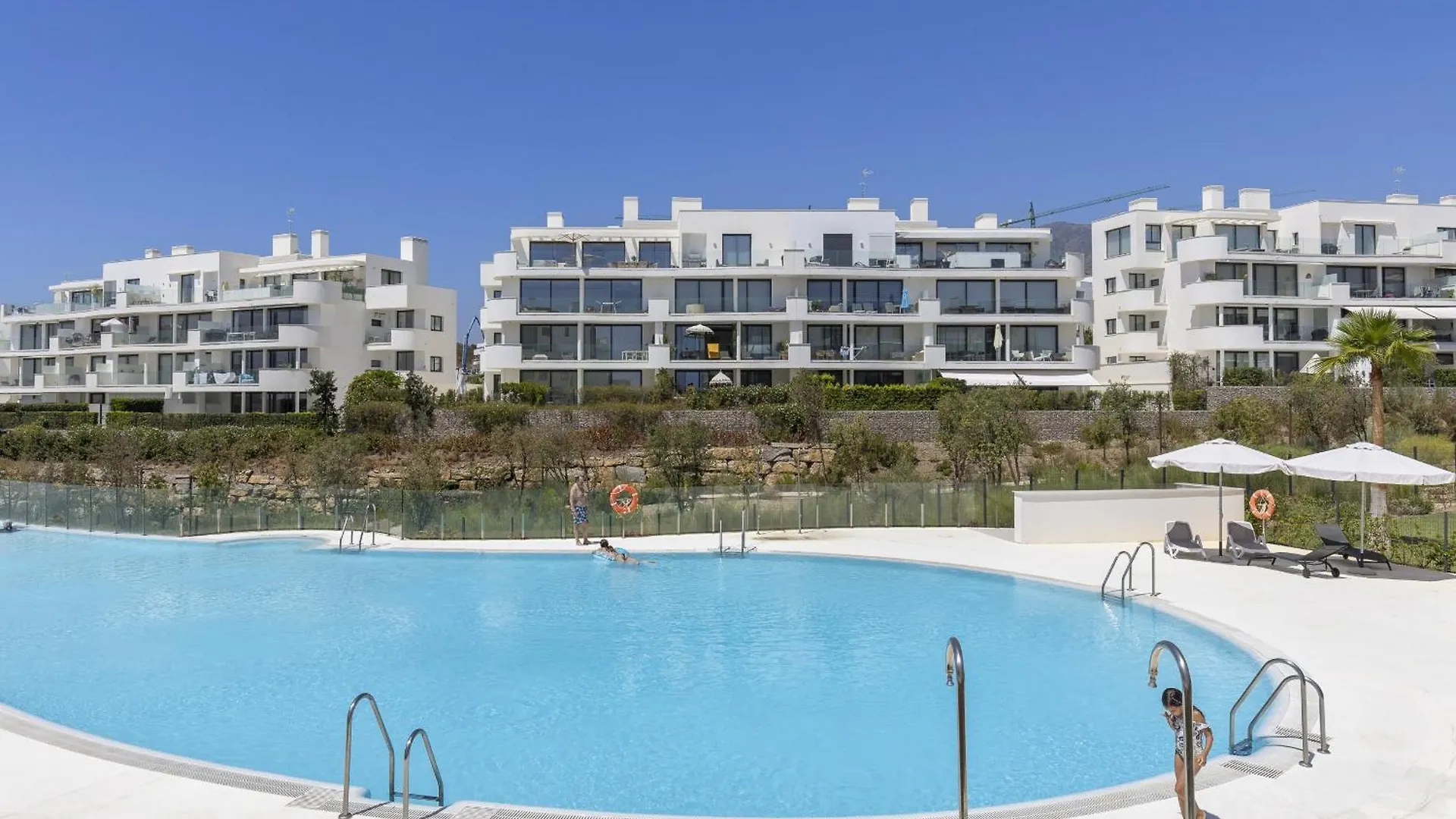 Exlusive Apartment With Garden In Higueron Fuengirola Spain